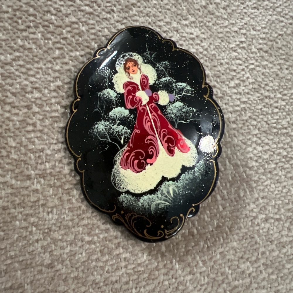 Vintage Christmas Black & Red Lacquered Lady Brooch